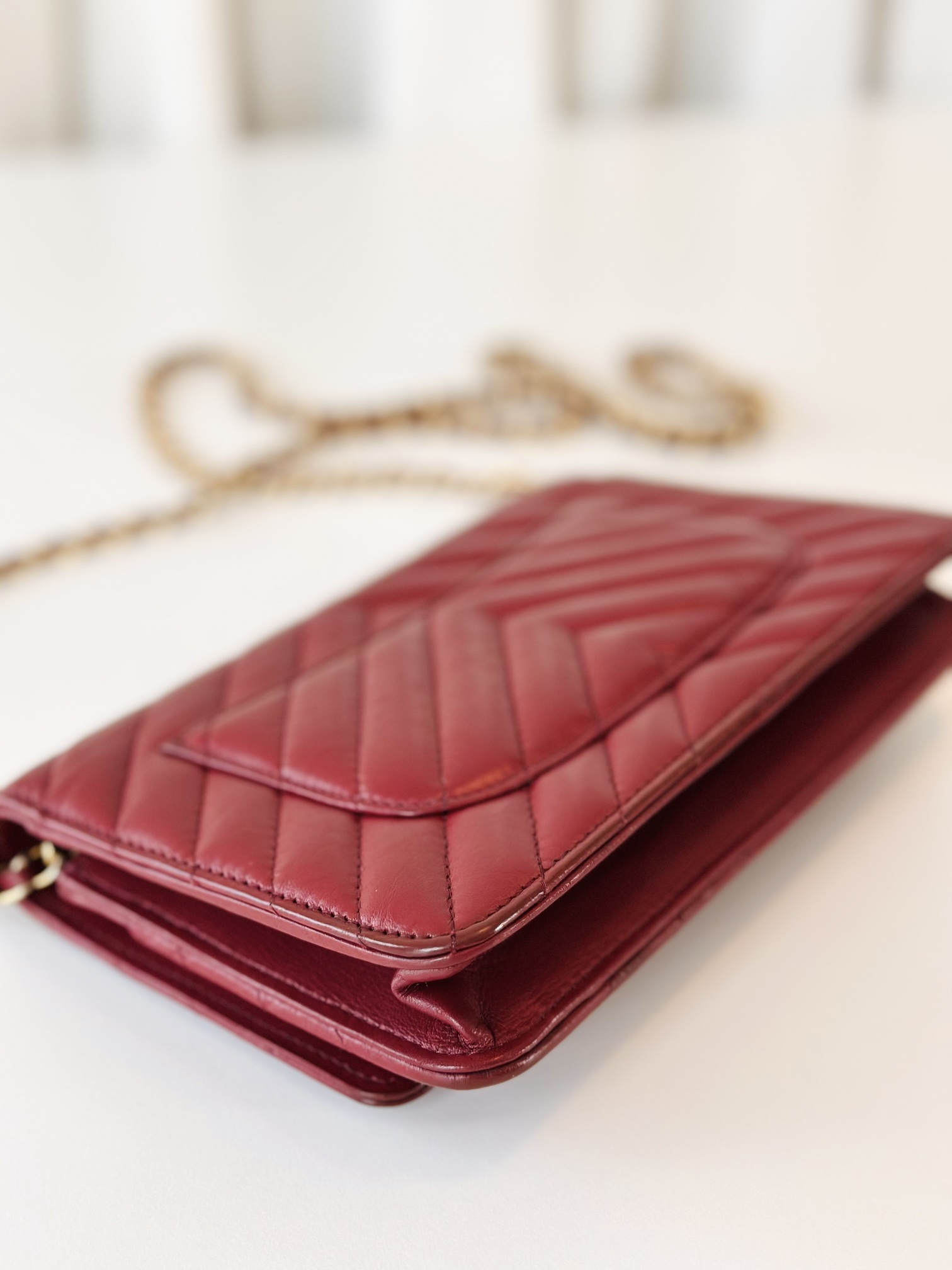 Chanel Reissue wallet on chain - Image 8