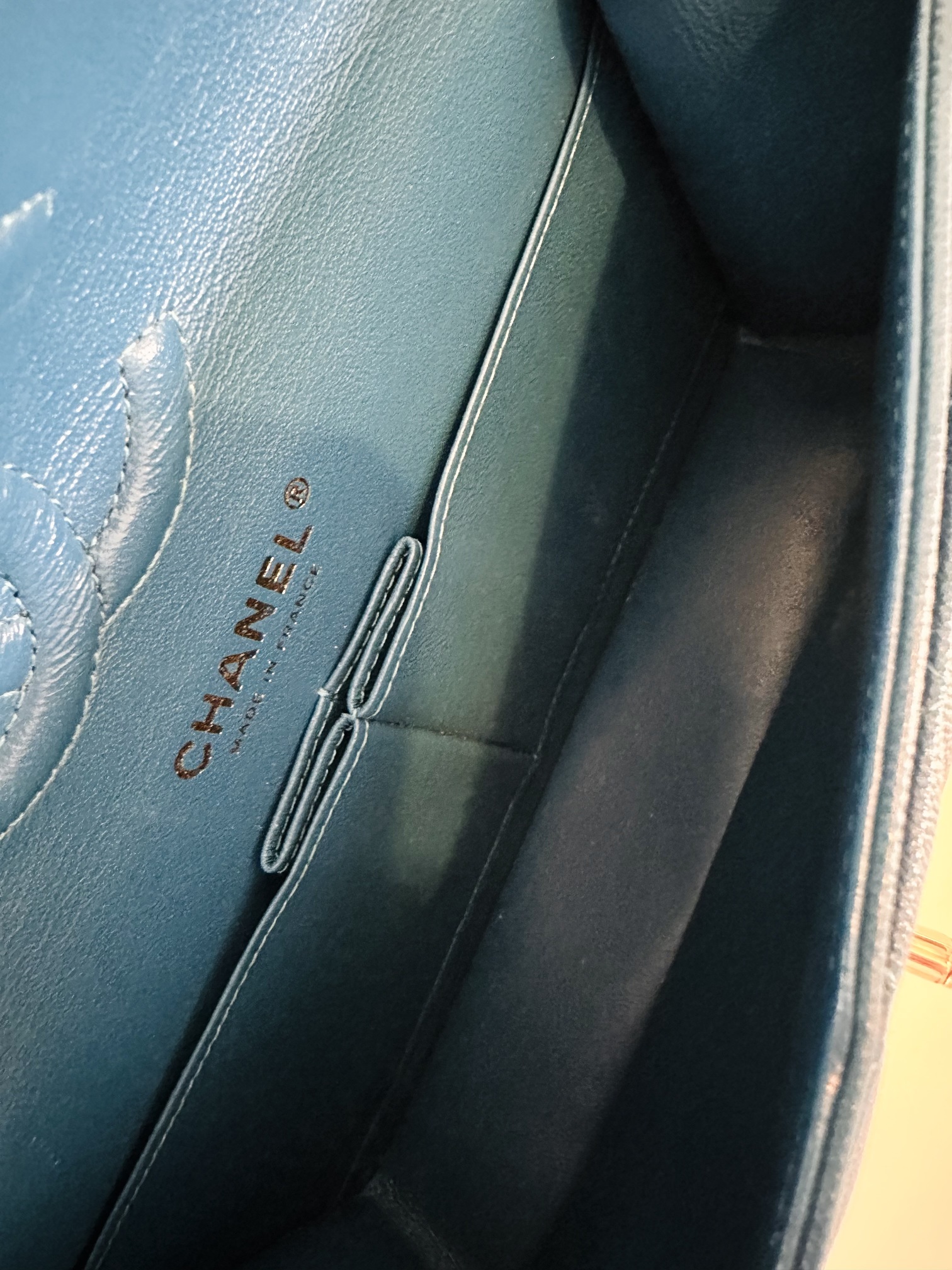 Chanel classic double flap bag small - Image 10