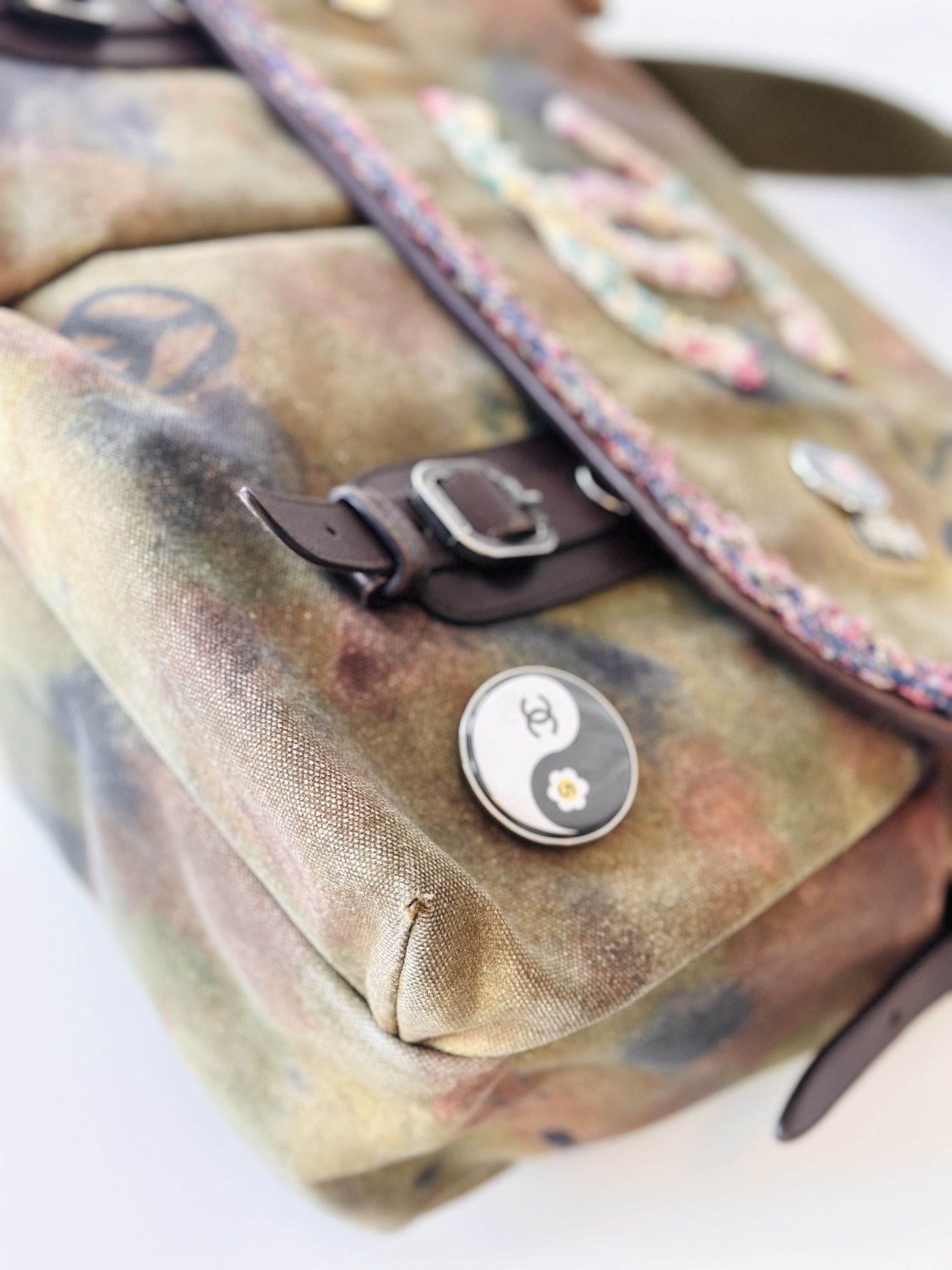 Chanel Graffiti tweed Toile On The Pavement - Image 8