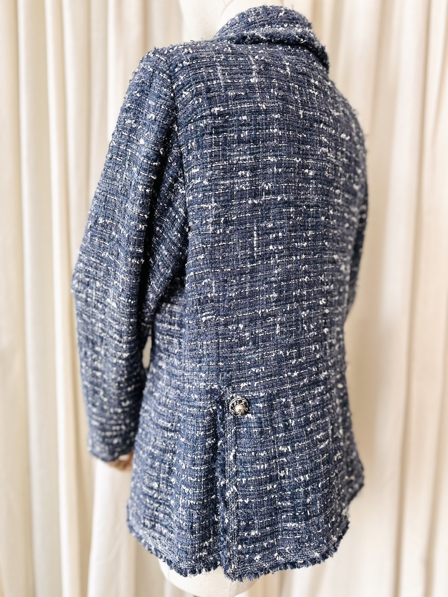 Chanel navy jacket - Image 4