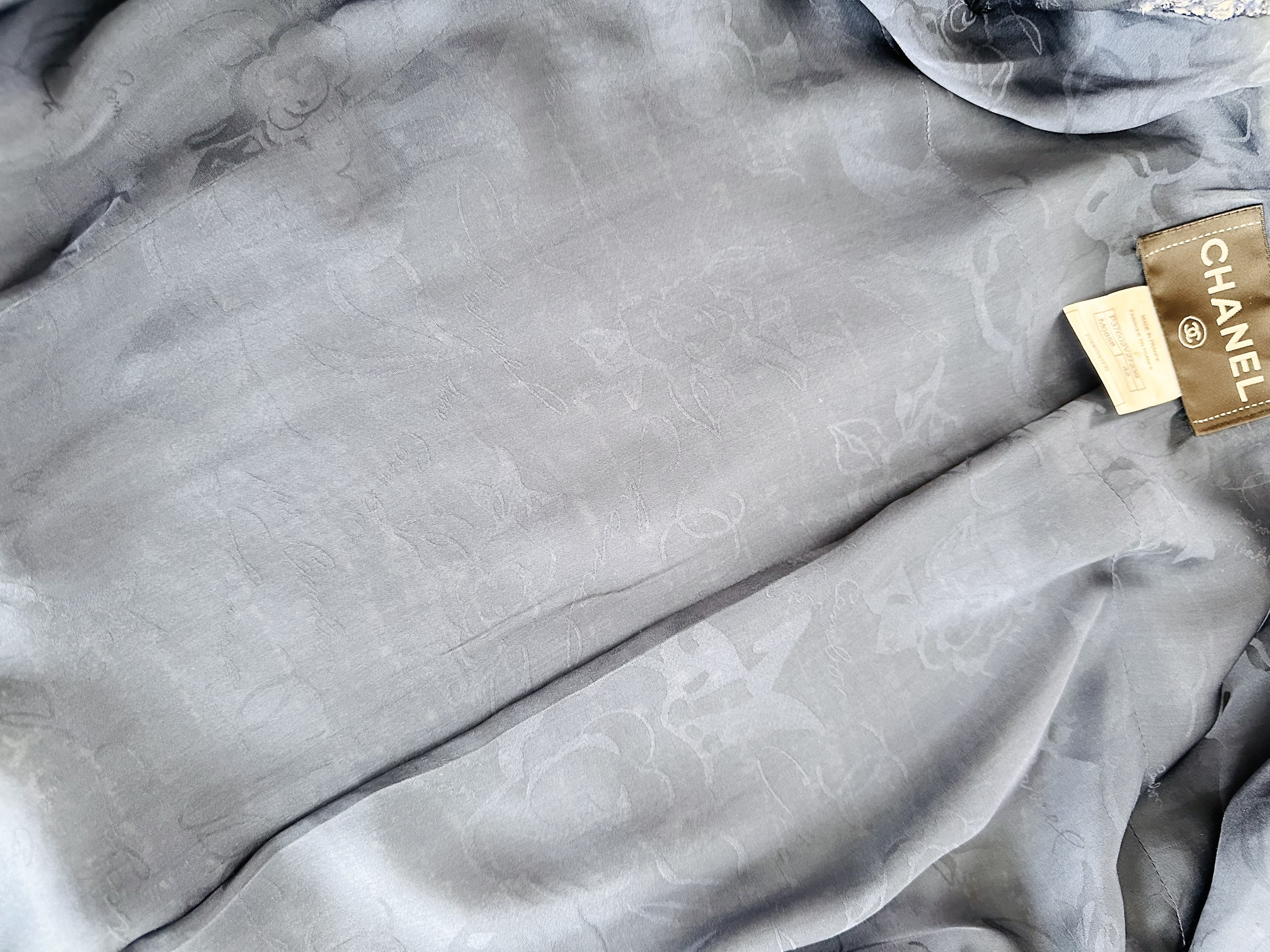 Chanel navy jacket - Image 7