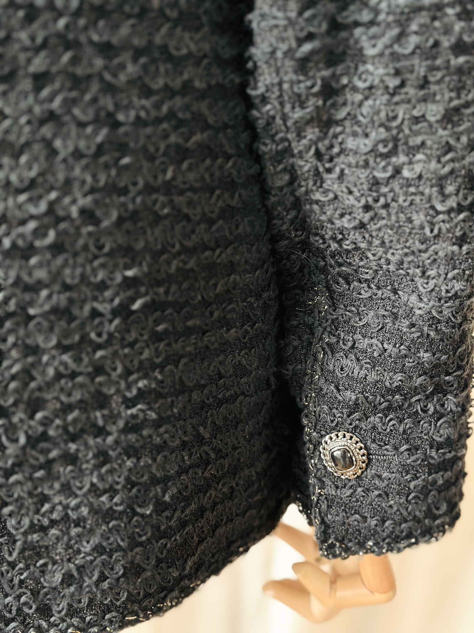 Chanel tweed black jacket - Image 5