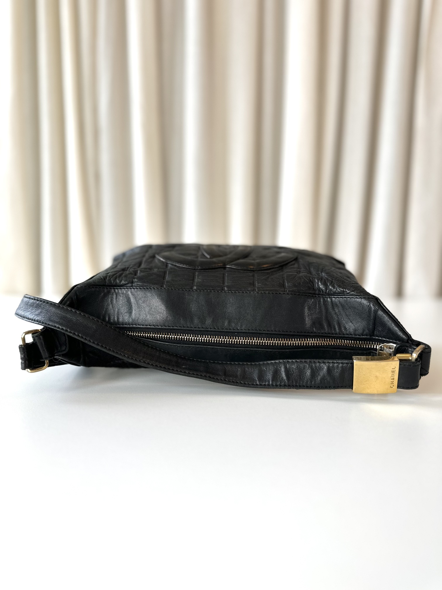 Chanel black shoulder bag - Image 3