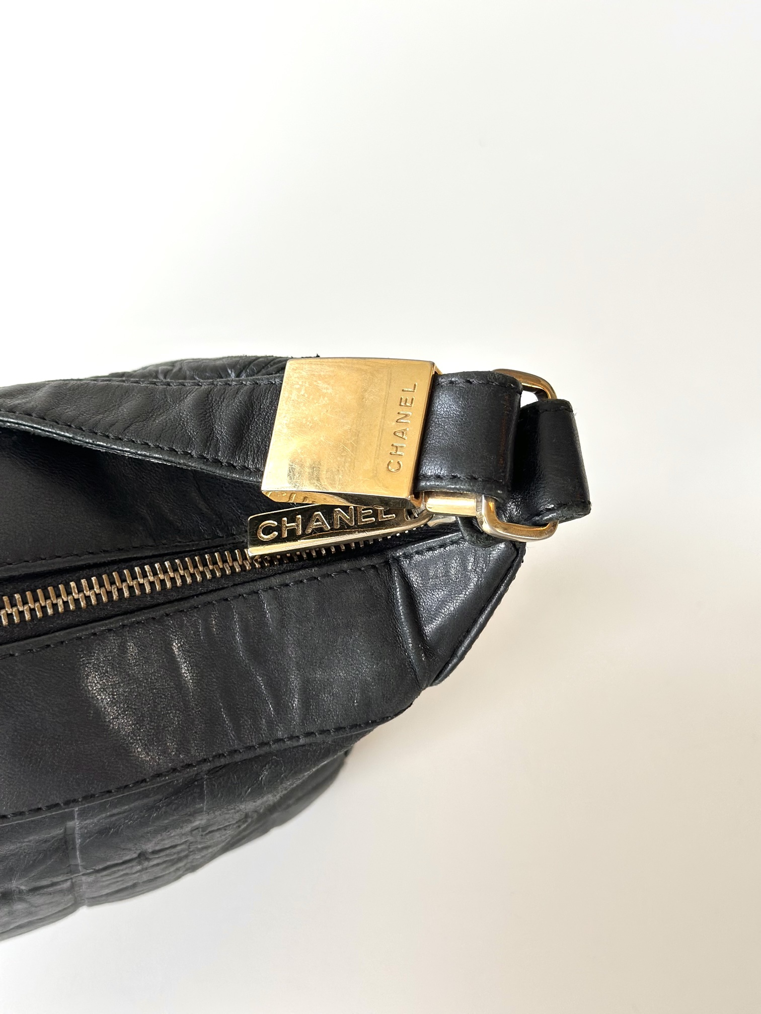 Chanel black shoulder bag - Image 11