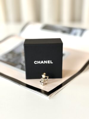 Chanel ear cuff