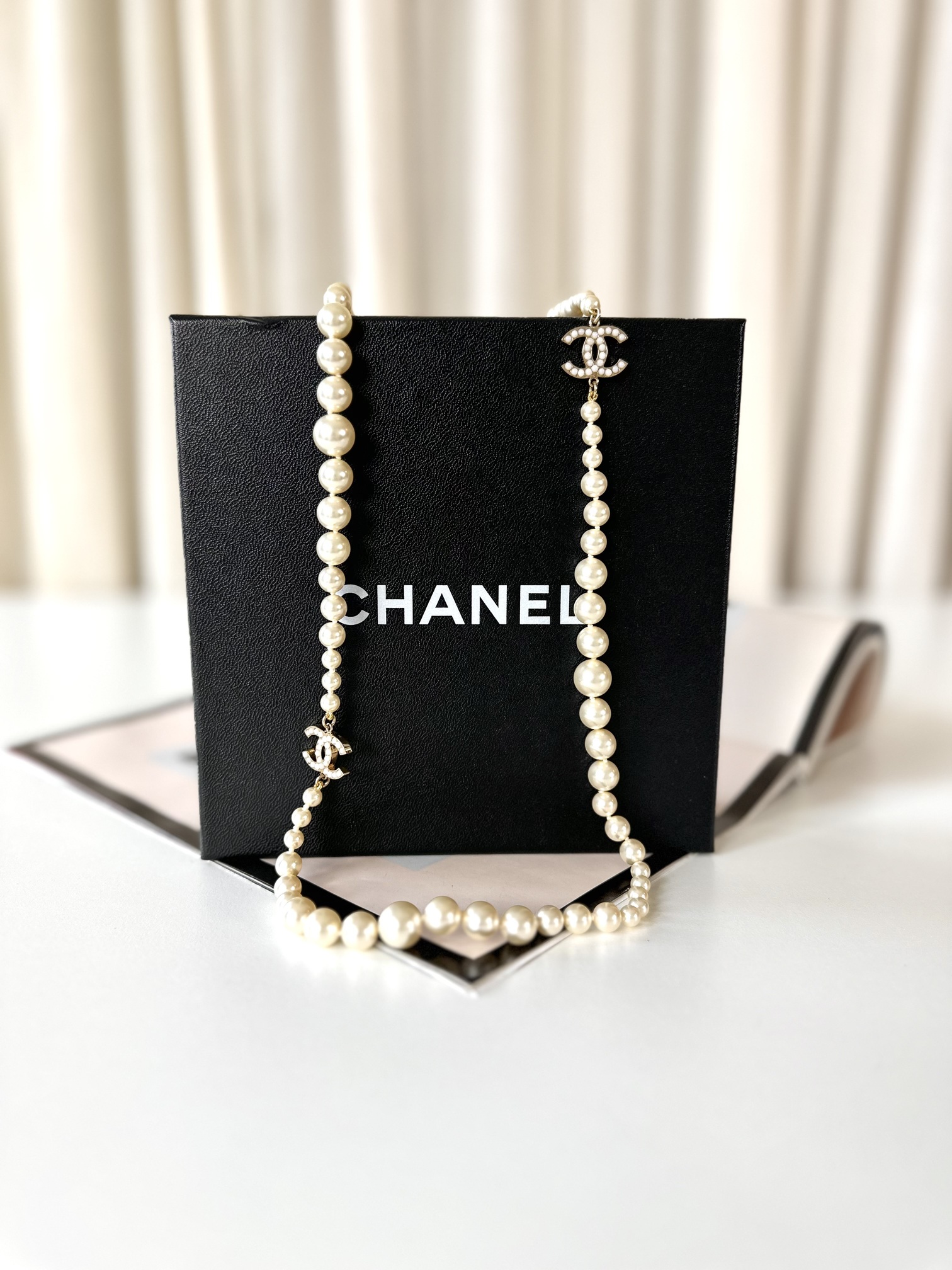 Chanel pearl necklace - Image 3