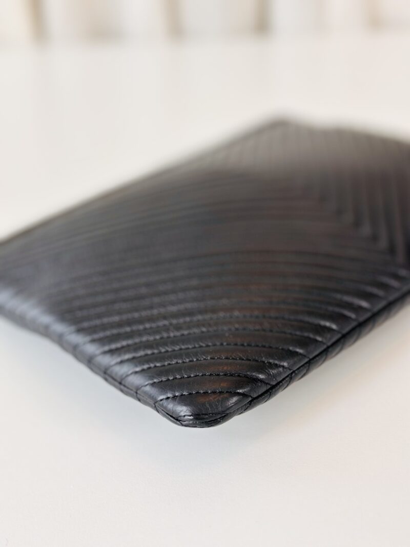 Chanel chevron boy clutch - Image 5