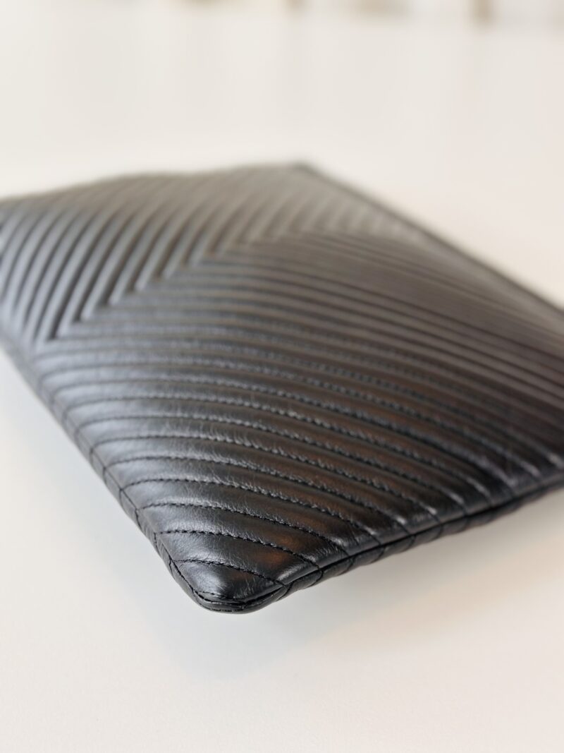 Chanel chevron boy clutch - Image 4