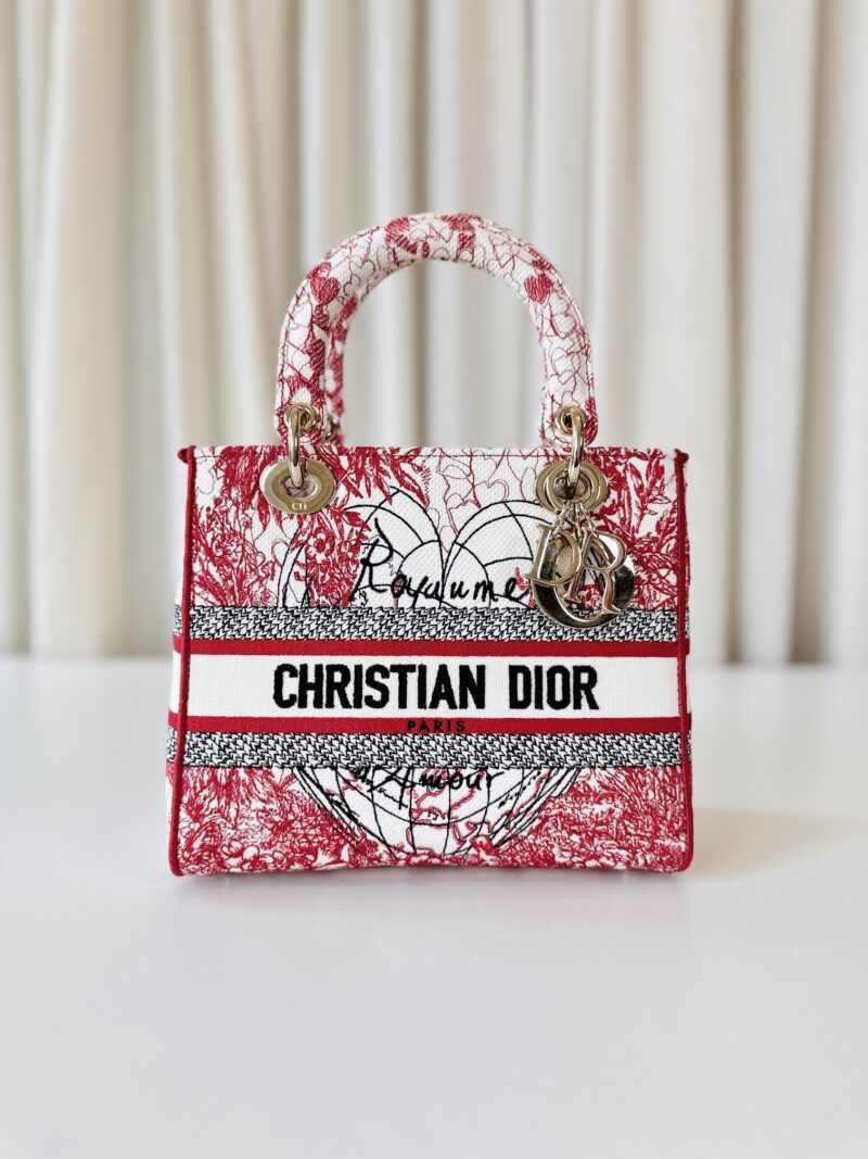 RESERVED Lady Dior embroidered Royaume RESERVED
