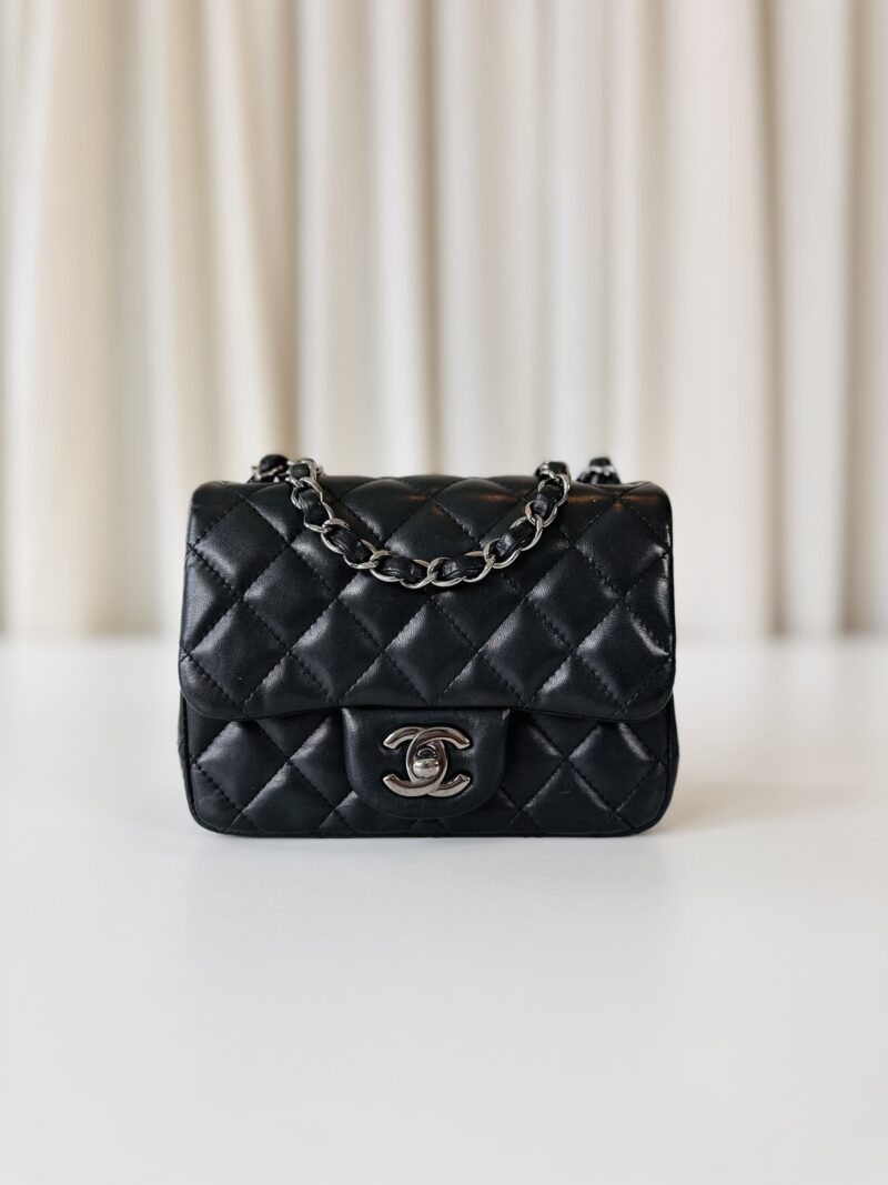 Chanel mini square So Black