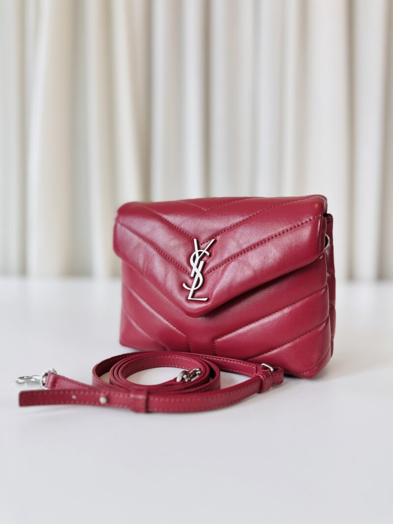 Saint Laurent Loulou toy red - Image 3