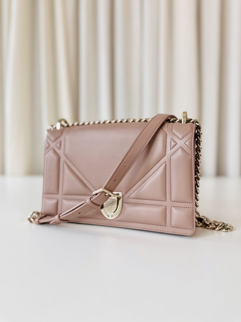 Dior Diorama - Image 10