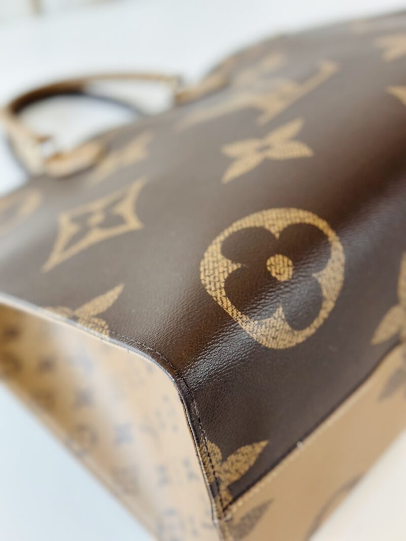 Louis Vuitton On The Go GM - Image 8