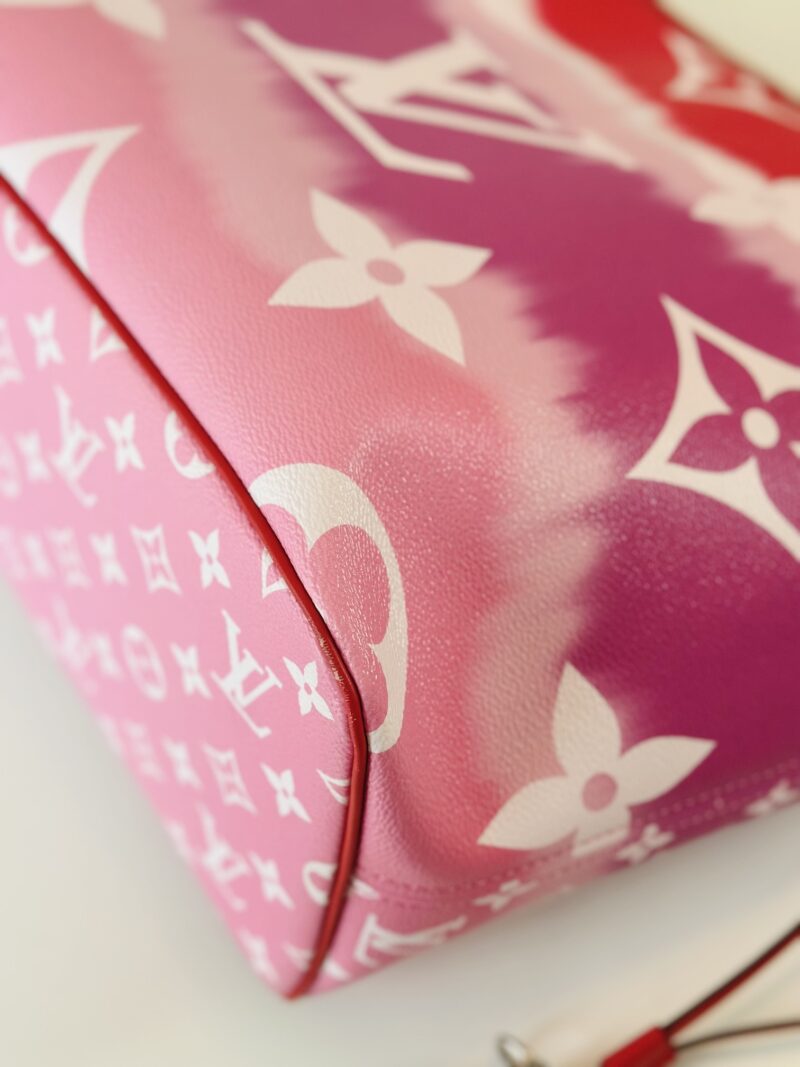 Louis Vuitton Escale Neverfull MM - Image 9