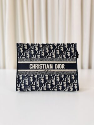 Dior Oblique clutch