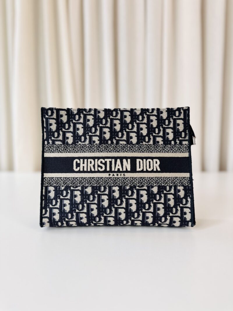 Dior Oblique clutch