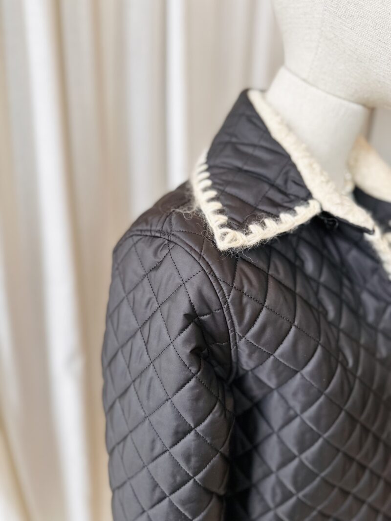 Chanel Coco Neige jacket - Image 9