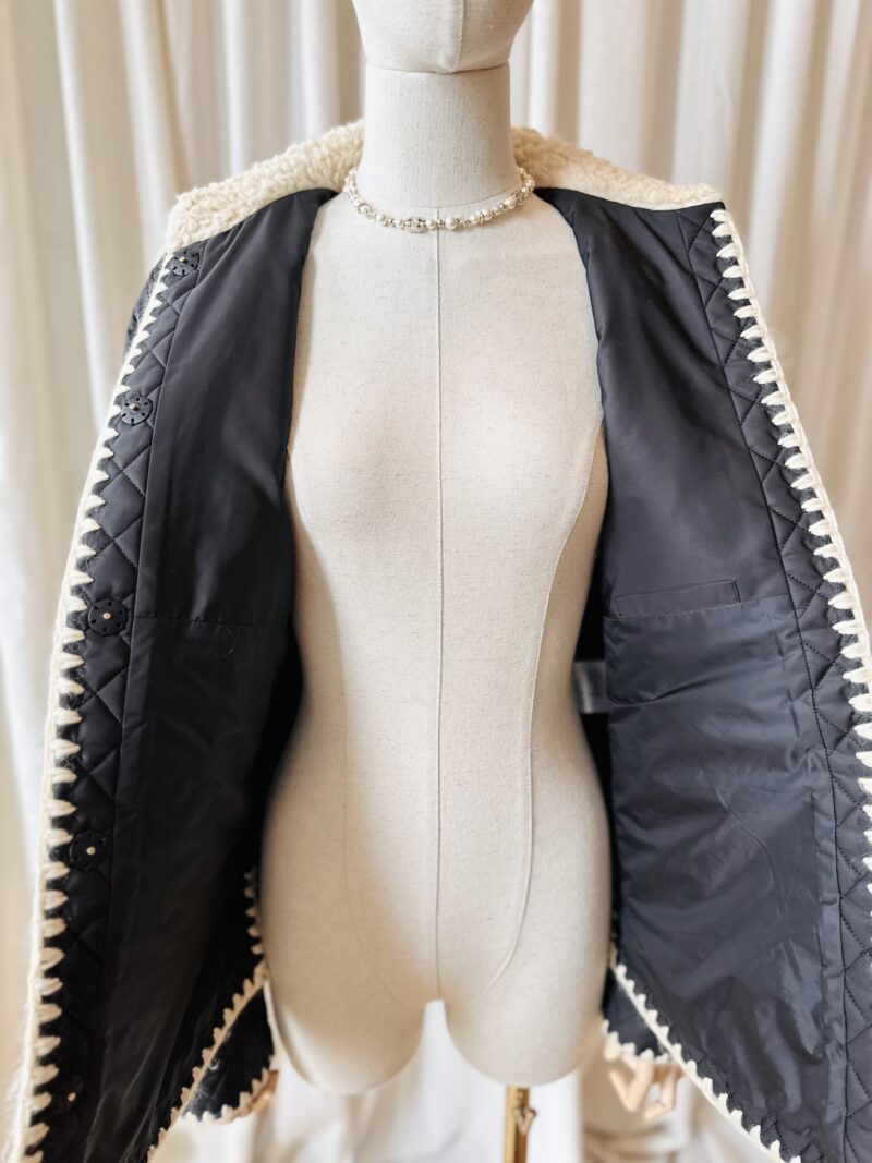 Chanel Coco Neige jacket - Image 6