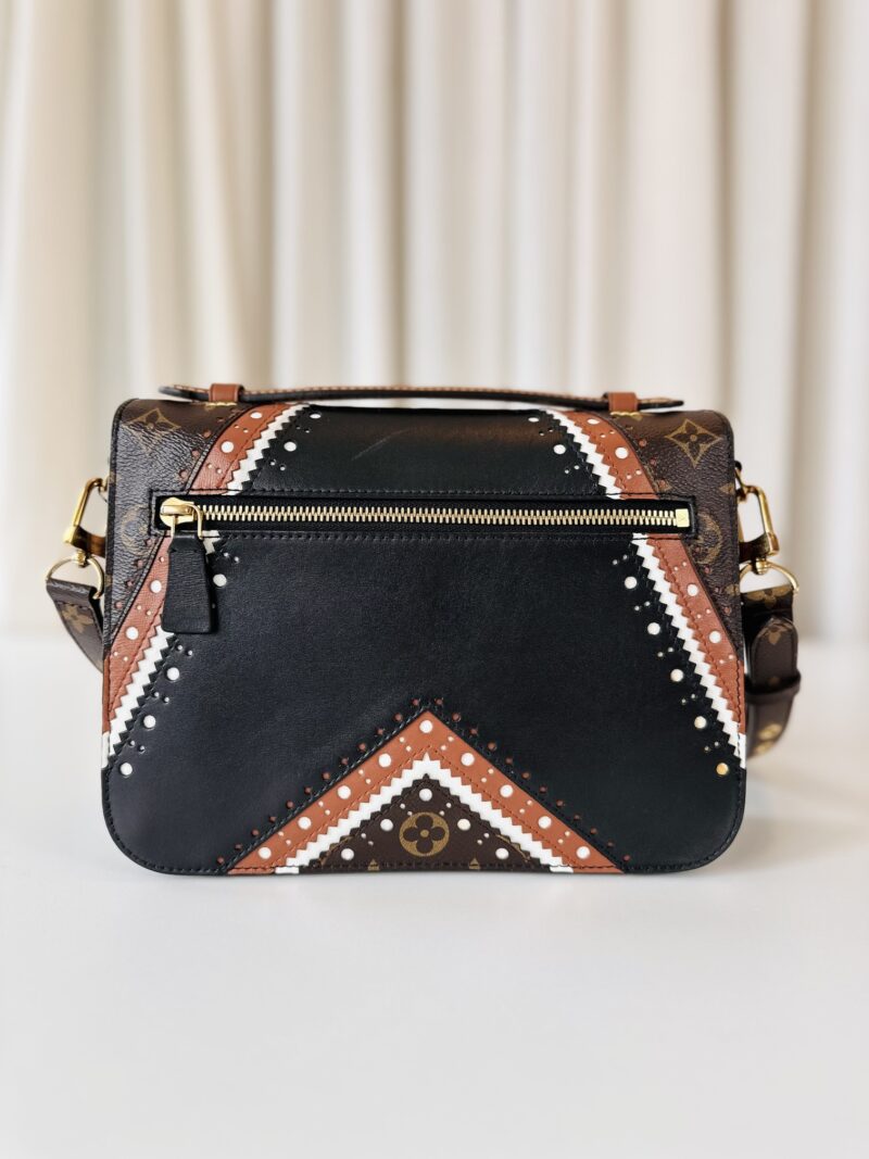 Louis Vuitton Pochette Metis - Image 9