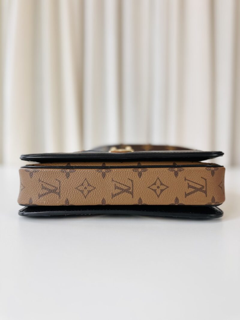 Louis Vuitton Pochette Metis - Image 8
