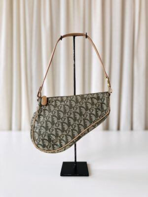 Dior saddle bag vintage