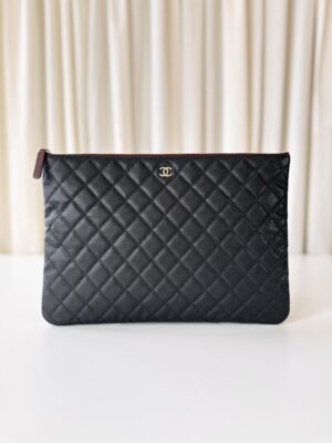 Chanel clutch