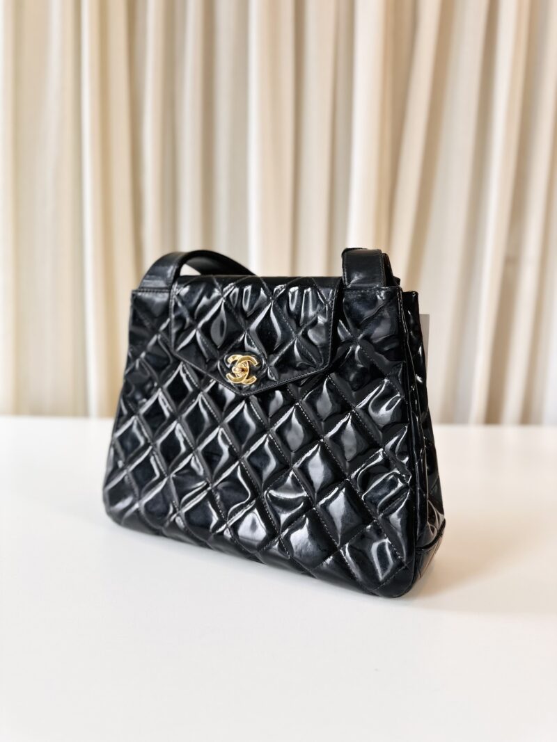 Chanel patent handbag - Image 2