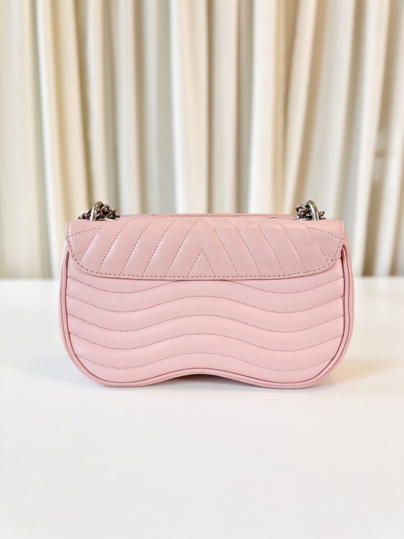 Louis Vuitton wave - Image 3