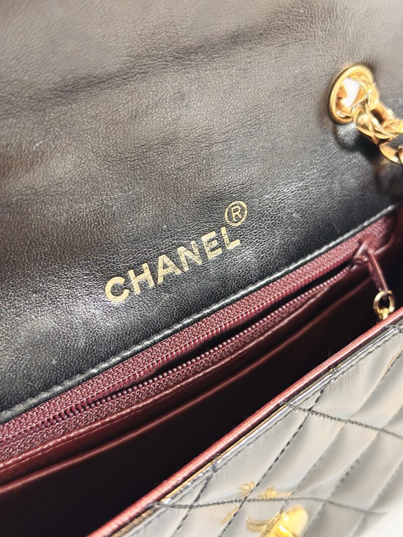 Chanel patent crossbody - Image 6