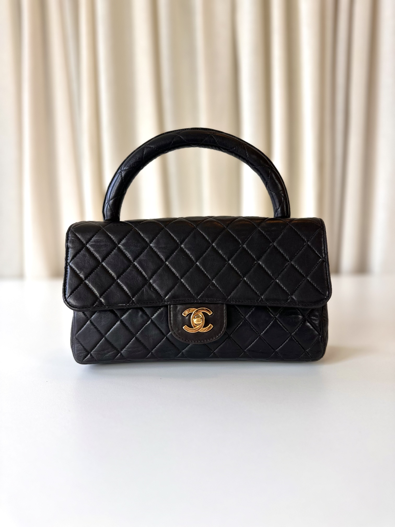 Chanel vintage top handle