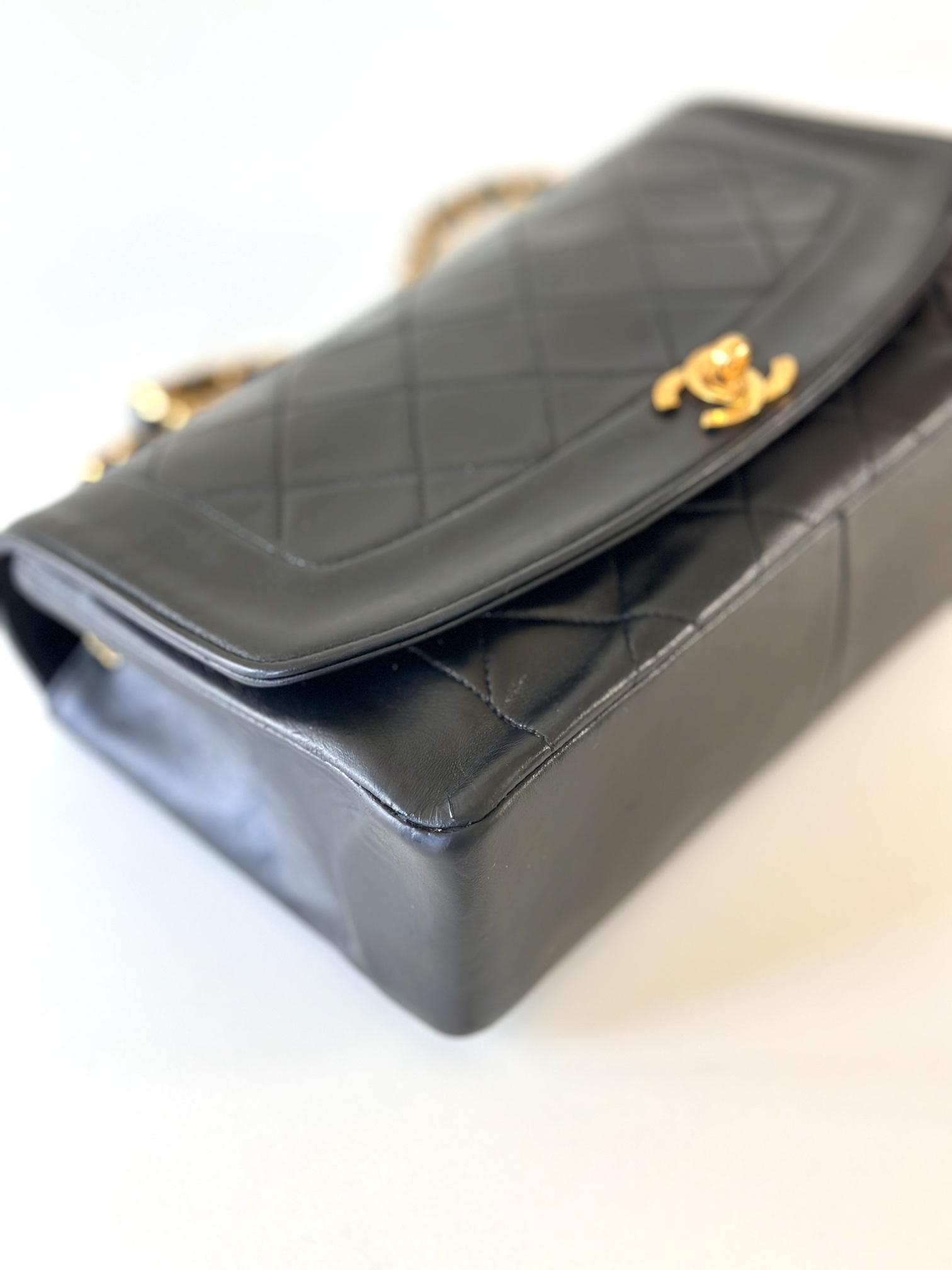 Chanel Diana medium - Image 7