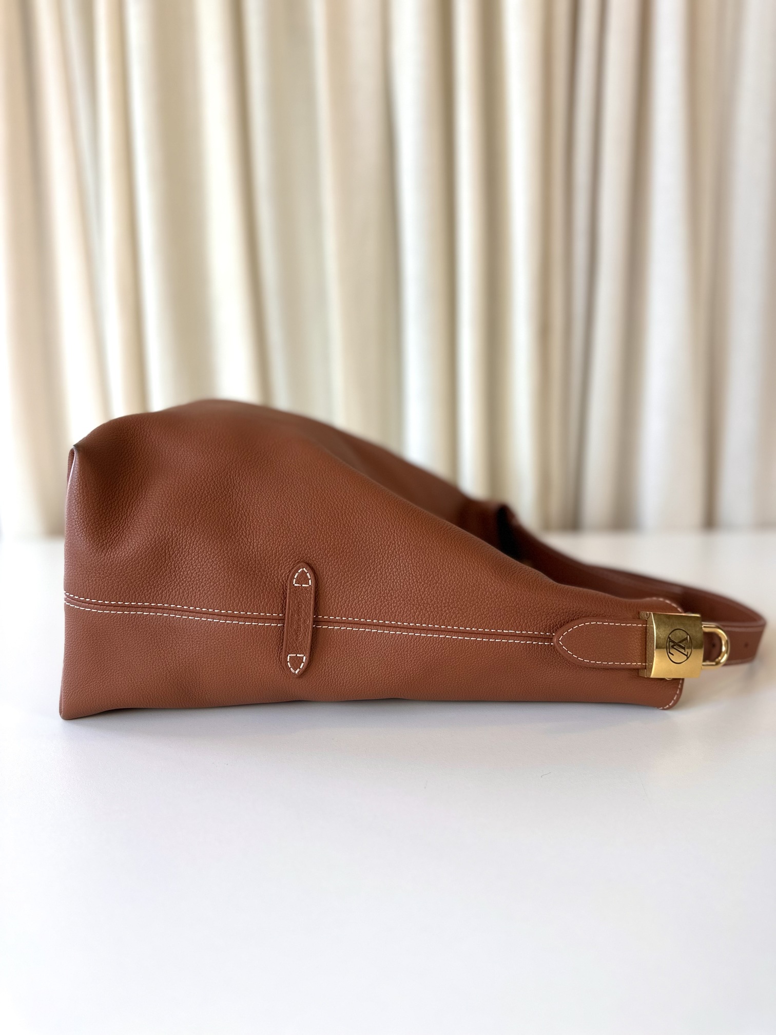 Louis Vuitton Low Key Hobo MM - Image 8