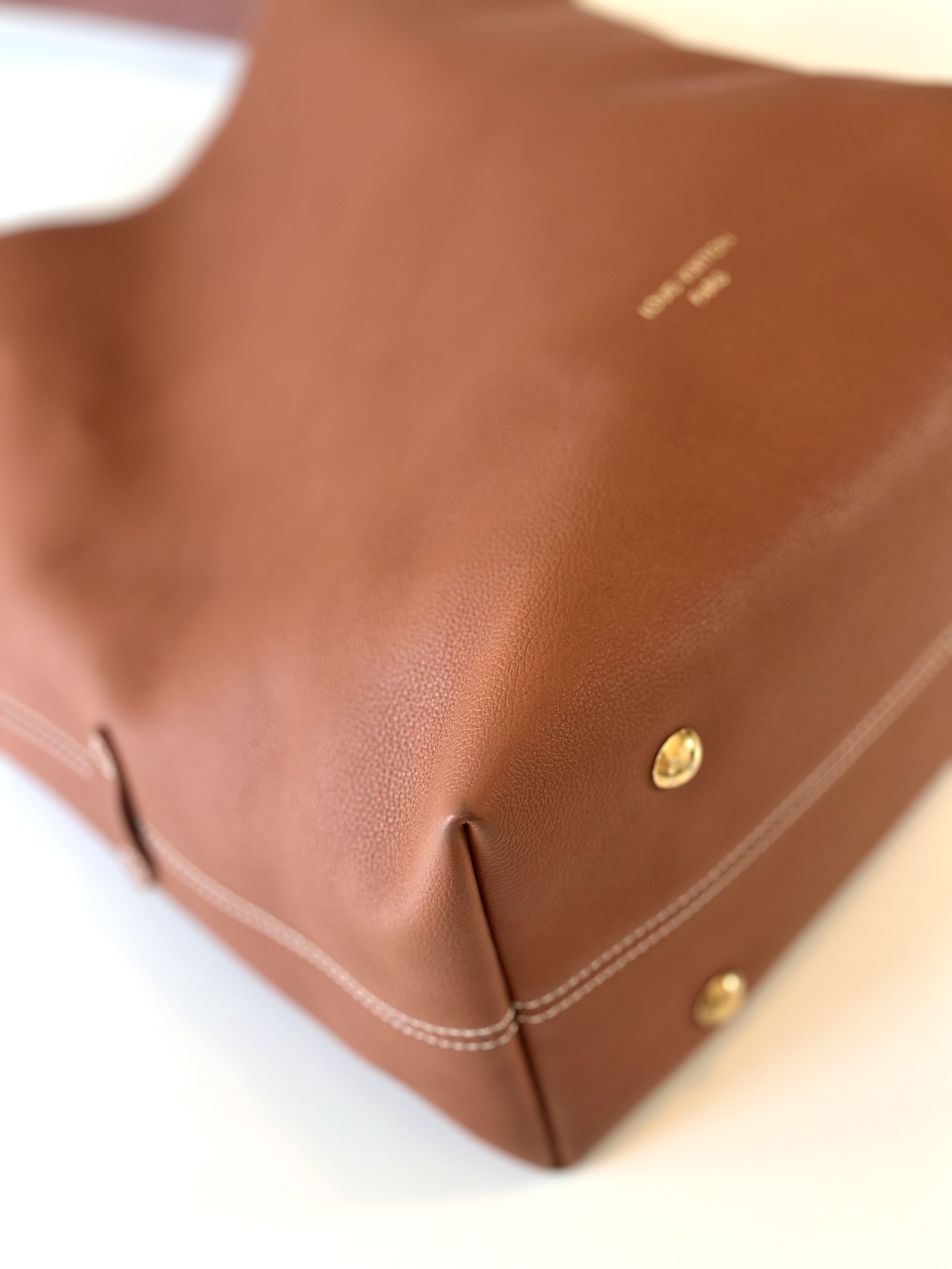 Louis Vuitton Low Key Hobo MM - Image 11