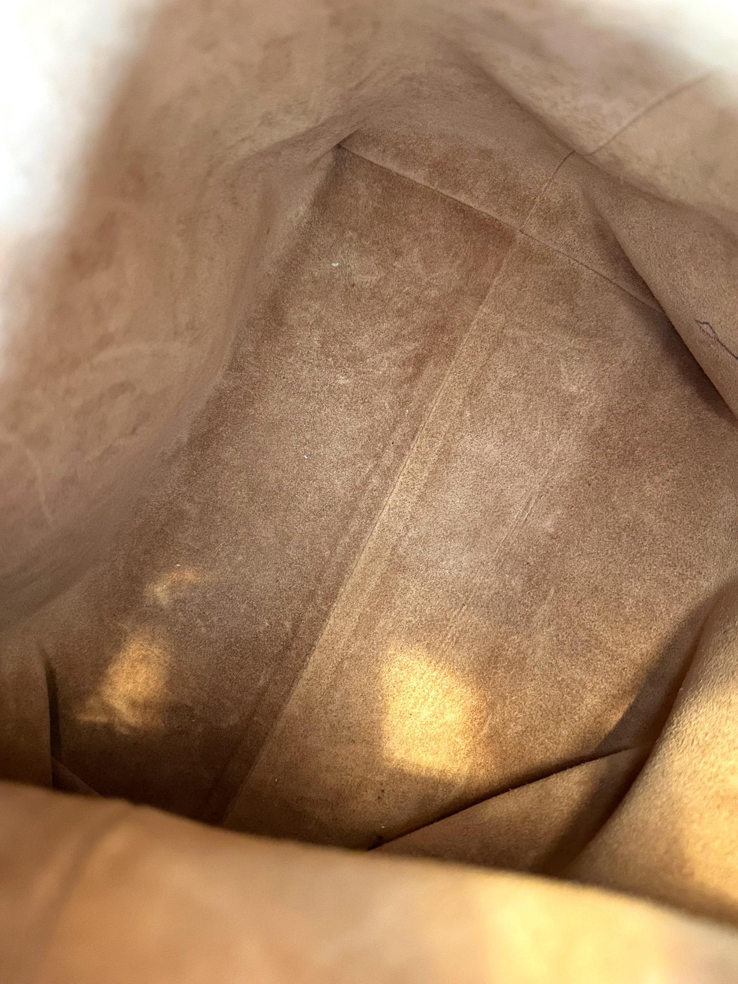 Louis Vuitton Low Key Hobo MM - Image 15