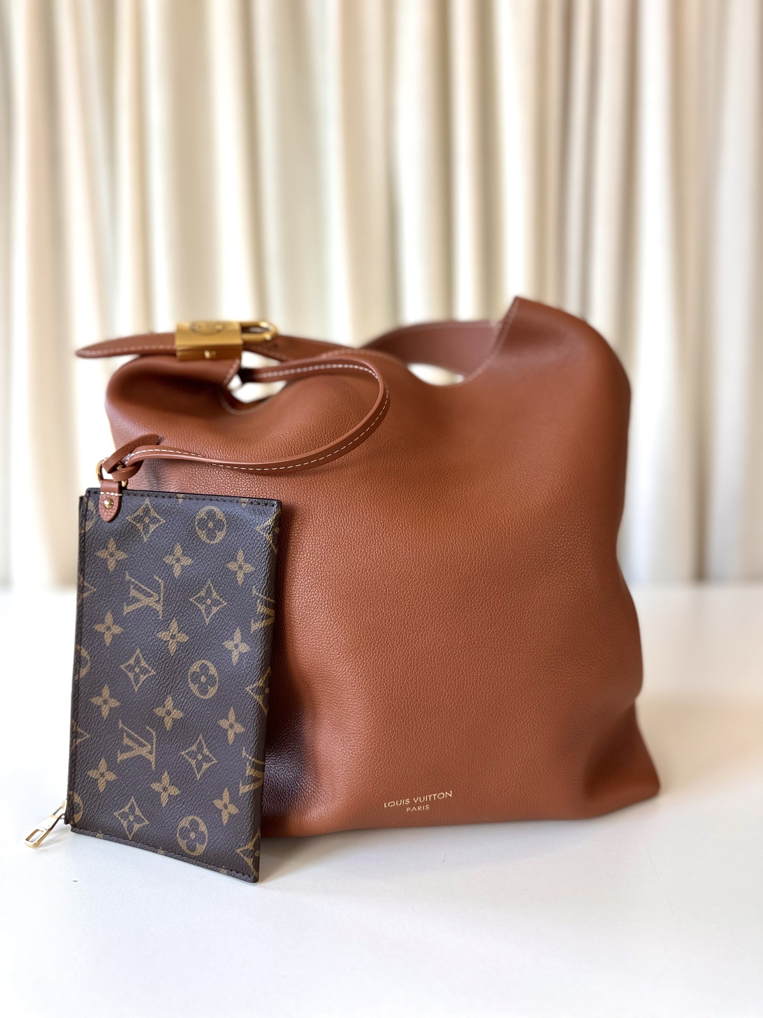 Louis Vuitton Low Key Hobo MM - Image 4