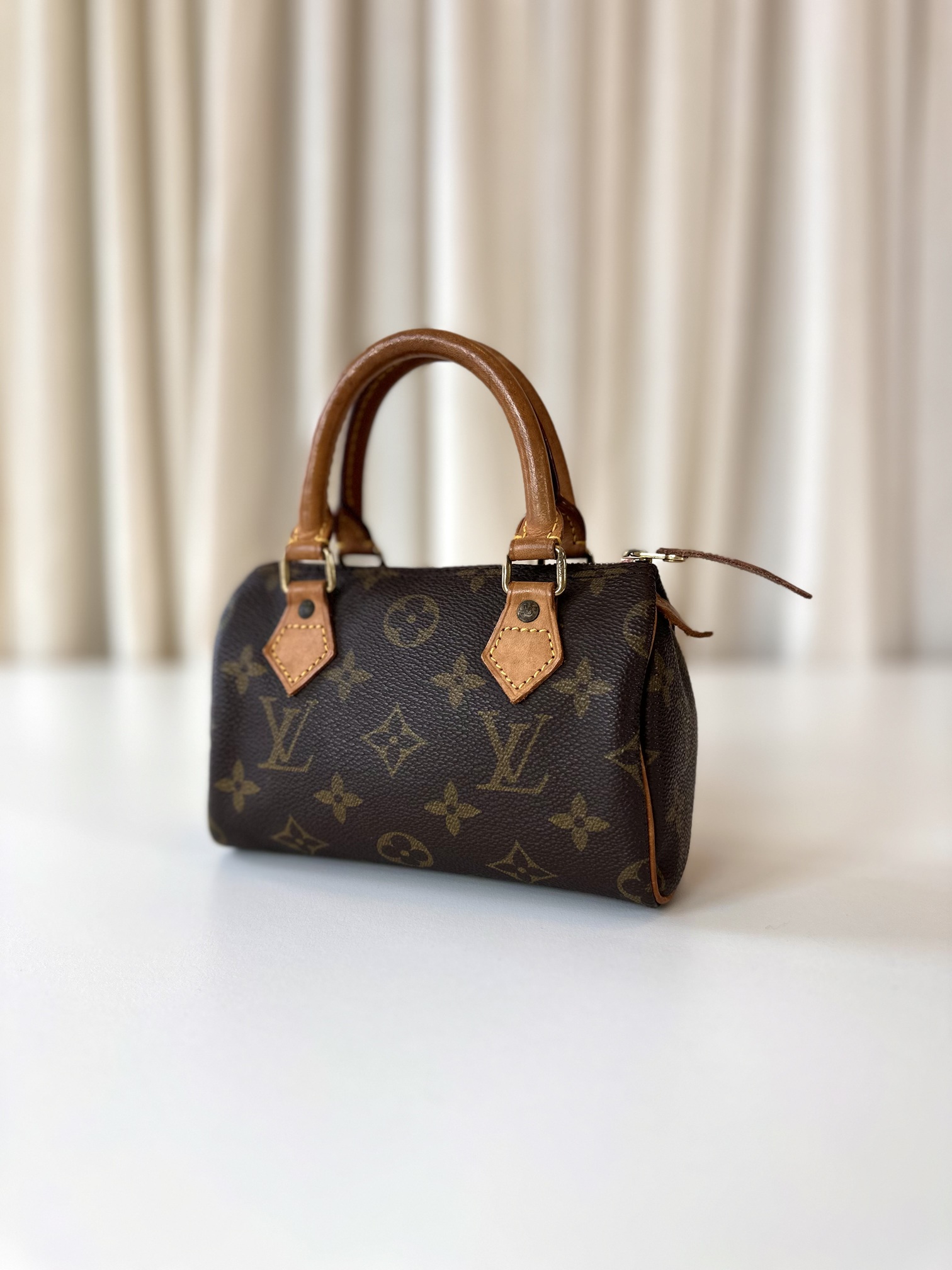Louis Vuitton Monogram nano speedy - Image 2