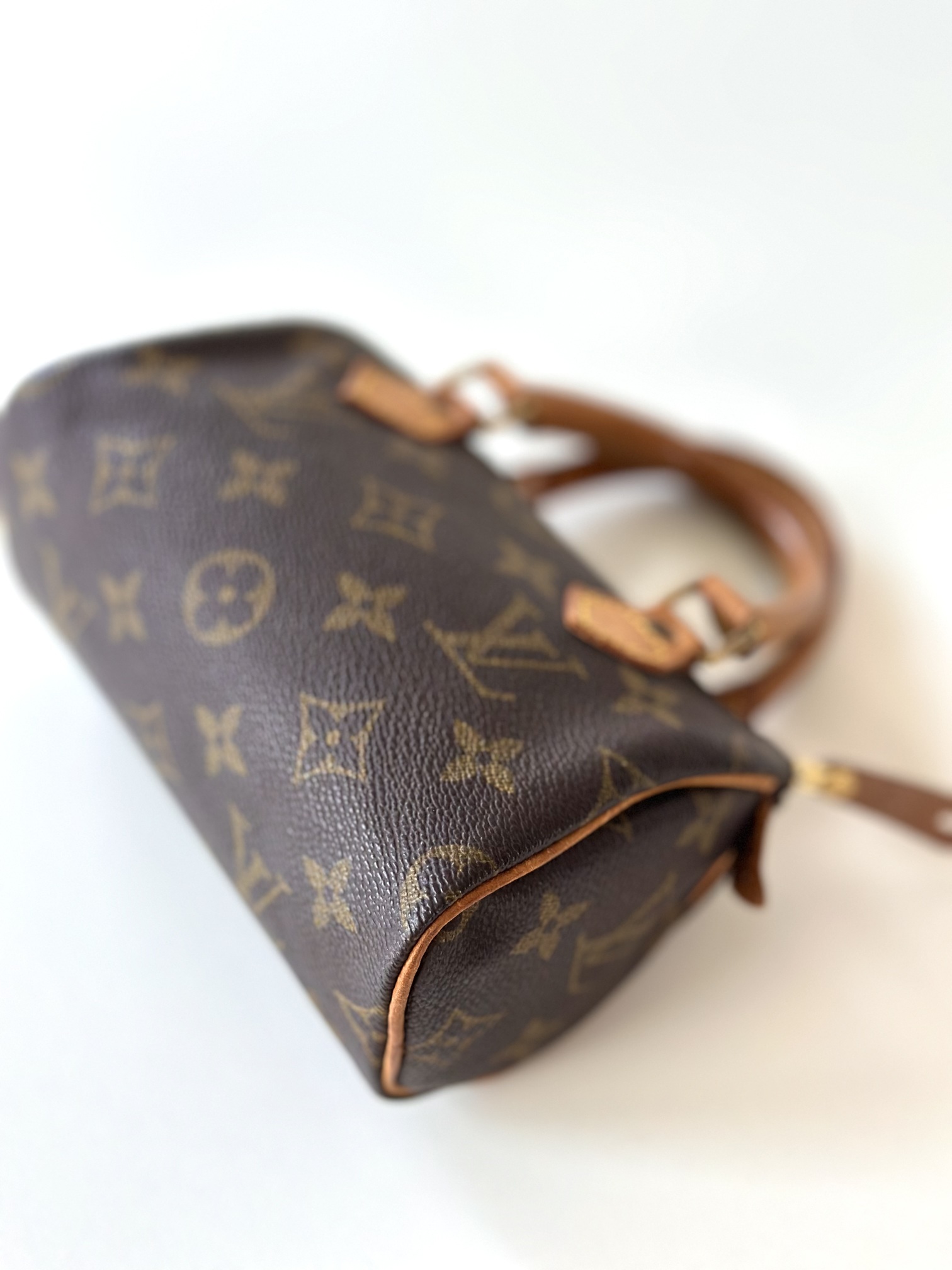 Louis Vuitton Monogram nano speedy - Image 9