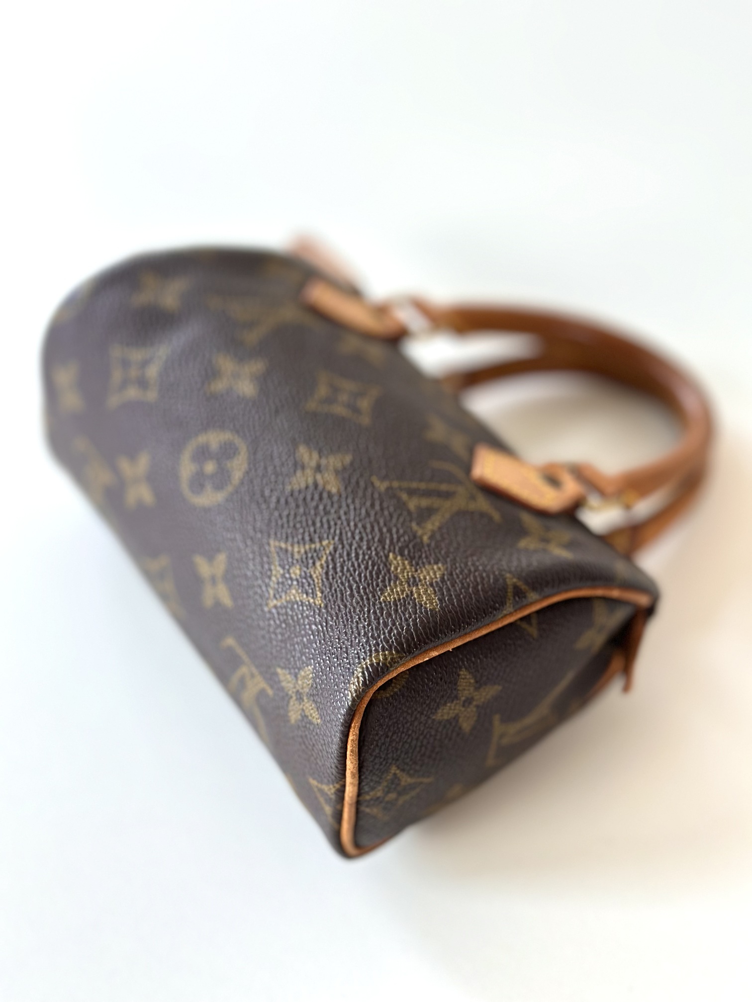 Louis Vuitton Monogram nano speedy - Image 11