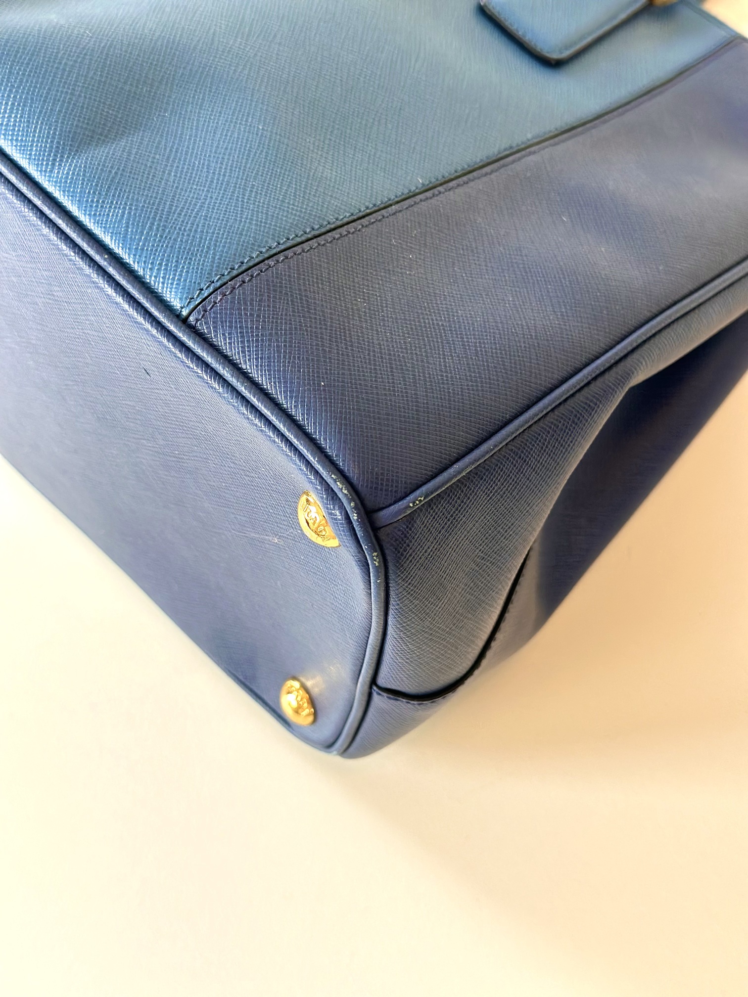 Prada Saffiano bag - Image 11