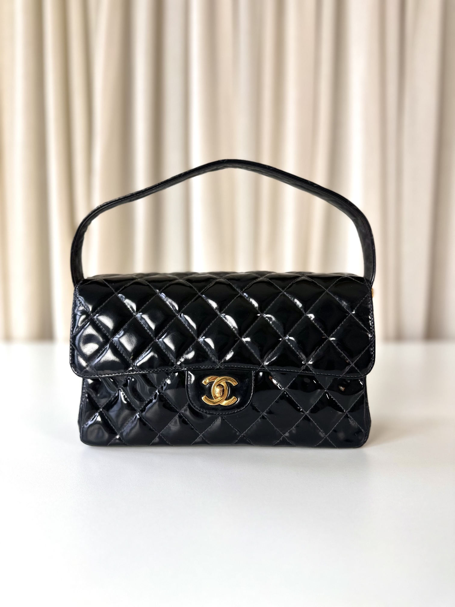 Chanel patent double face