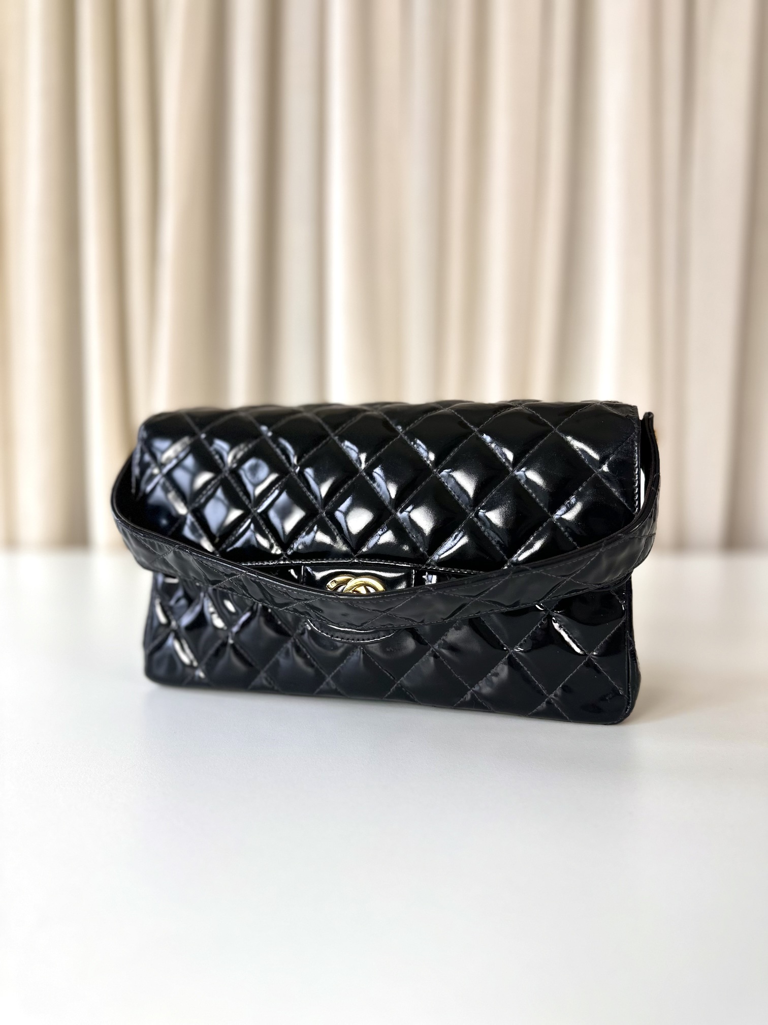 Chanel patent double face - Image 3