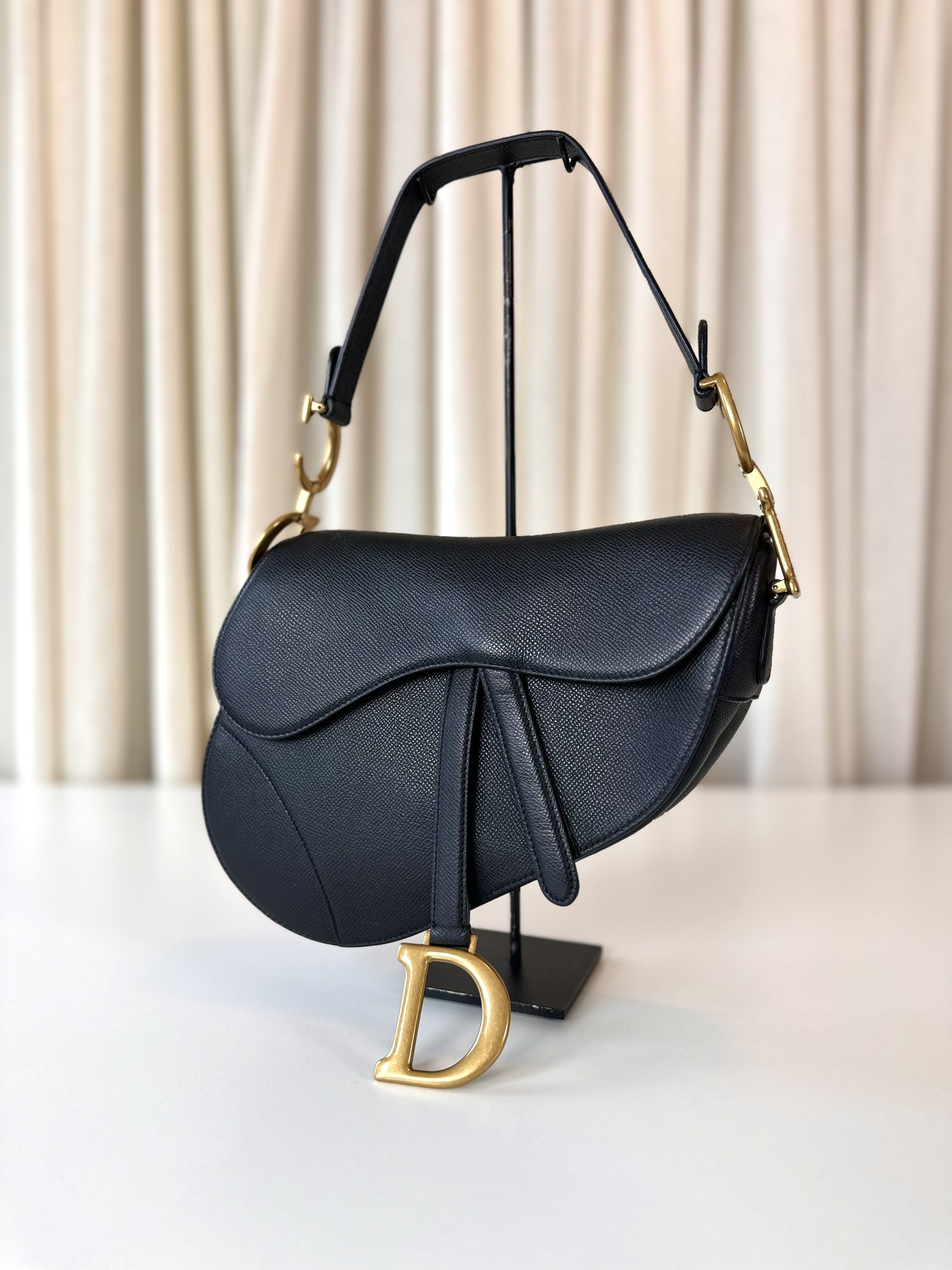 Dior black saddle bag medium - Image 2