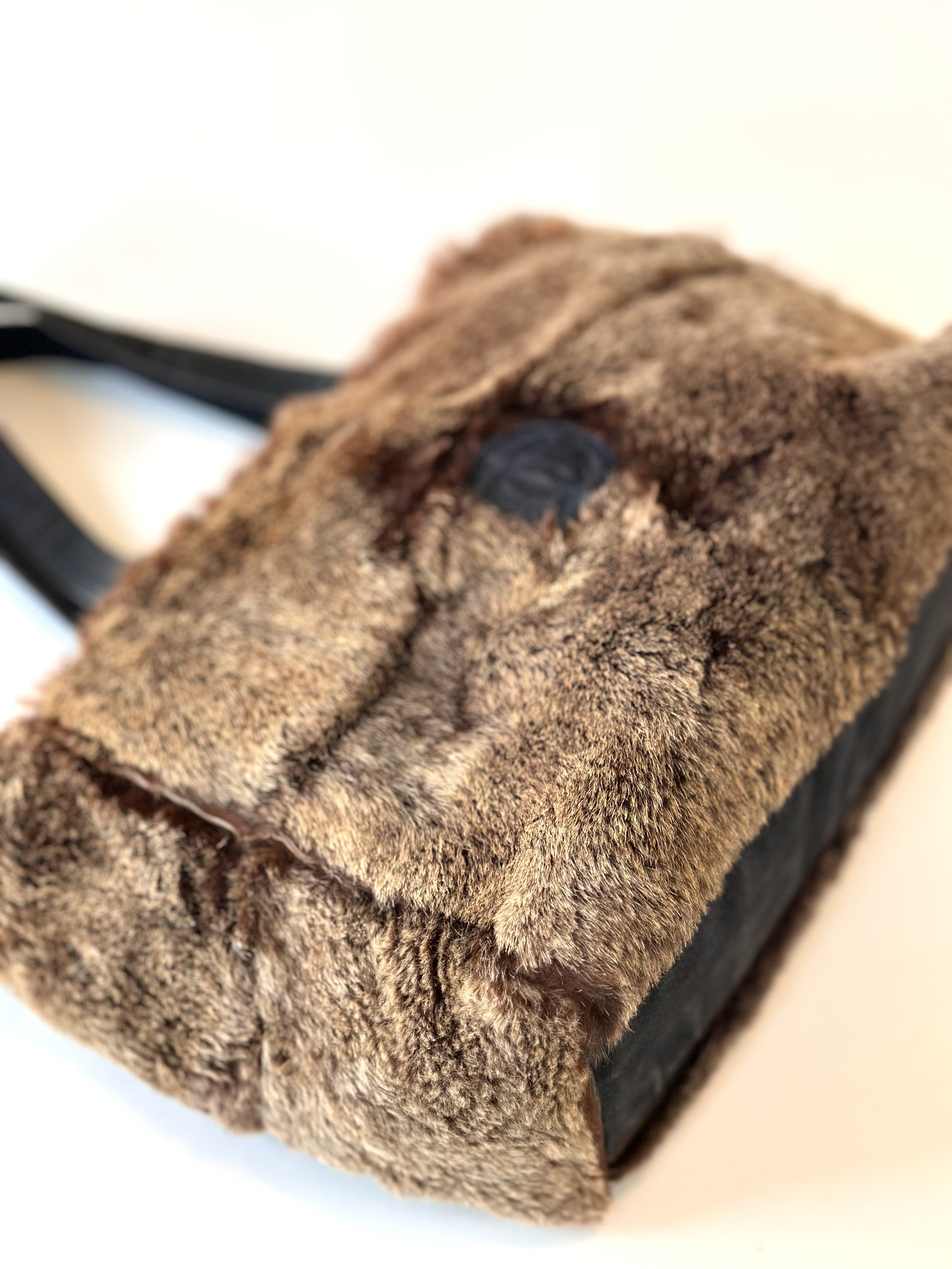 Chanel fur shopper - Image 8