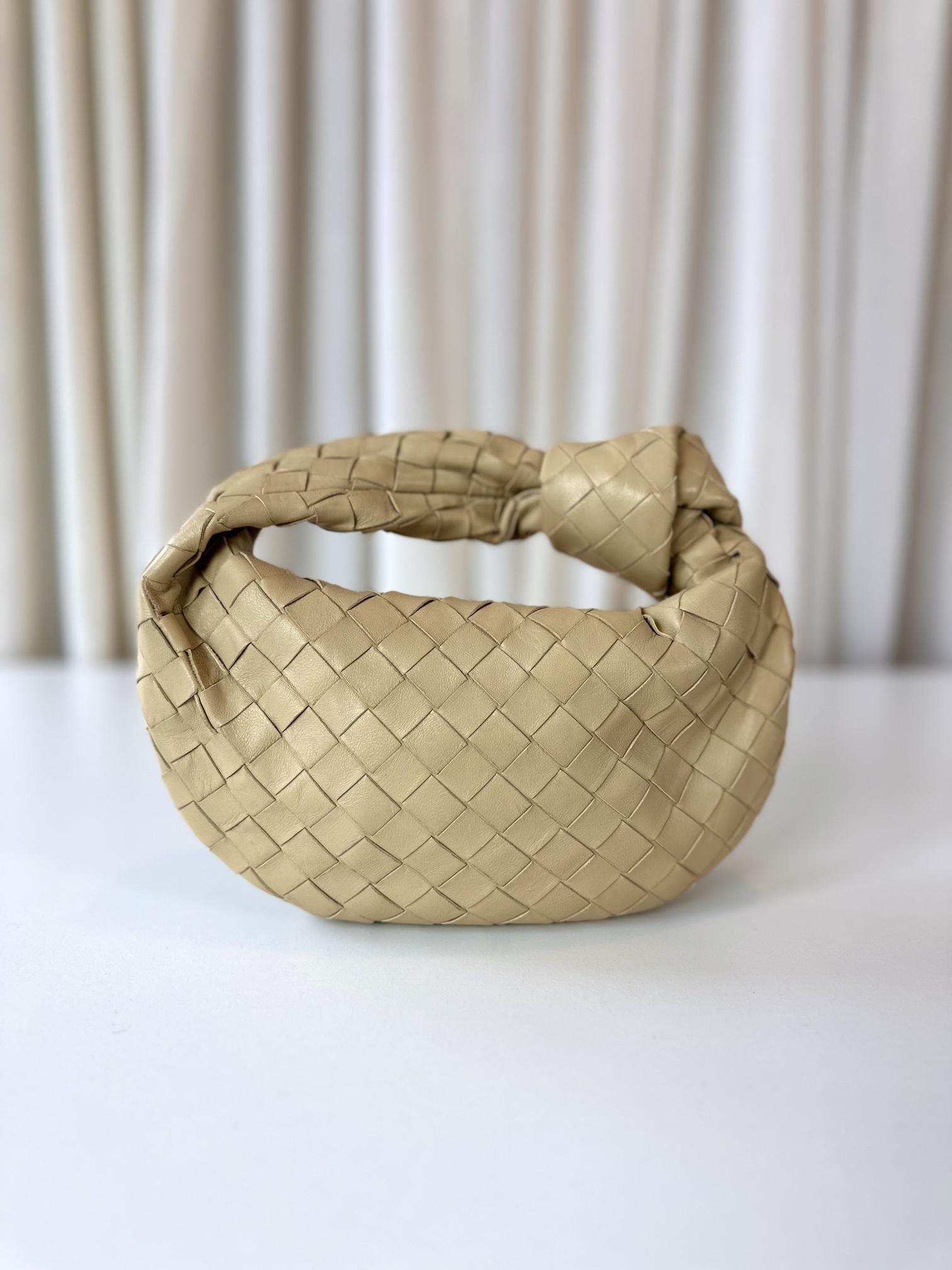 Bottega Veneta mini Jodie beige