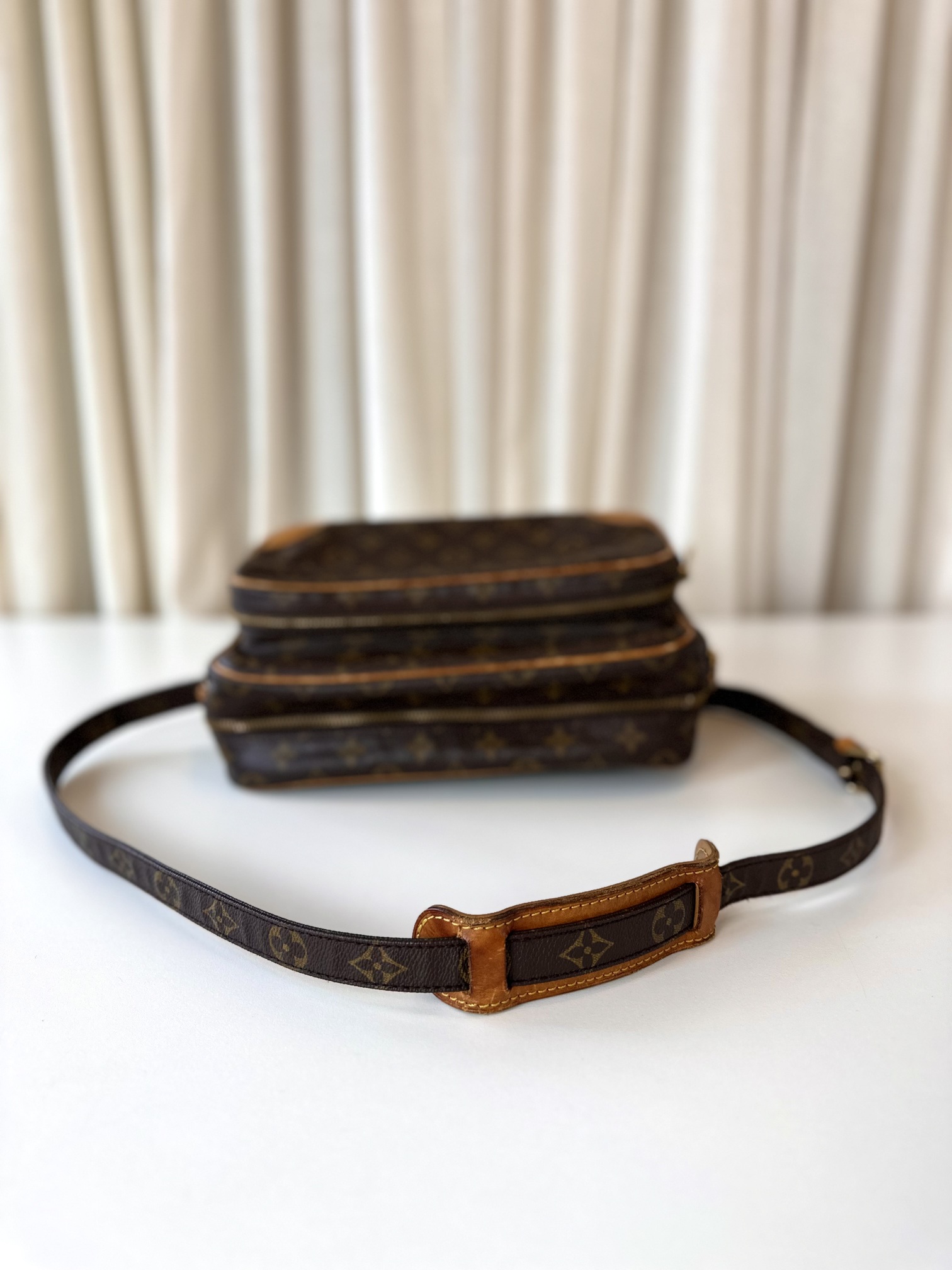 Louis Vuitton monogram crossbody - Image 13