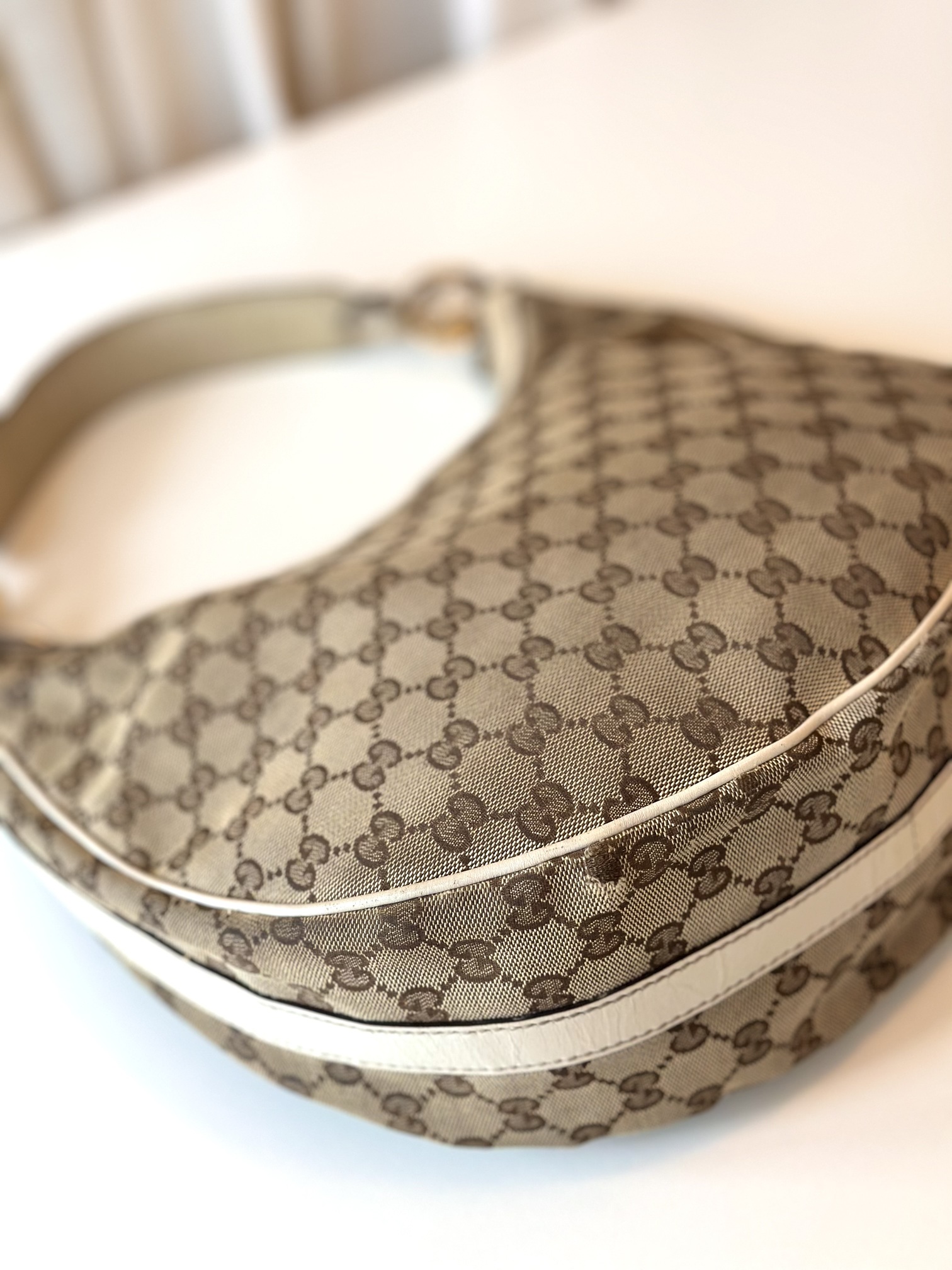 Gucci handbag - Image 8