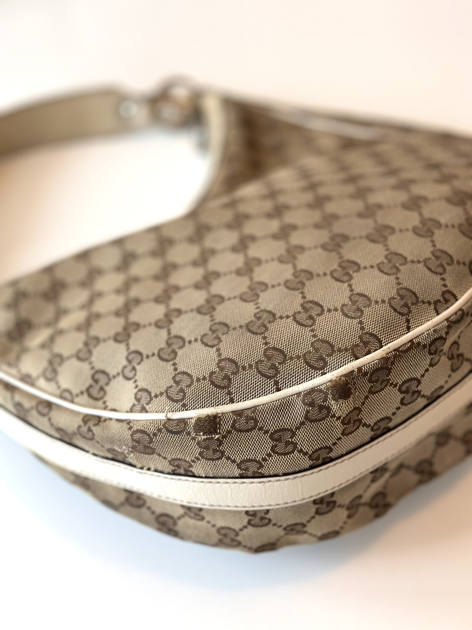 Gucci handbag - Image 10