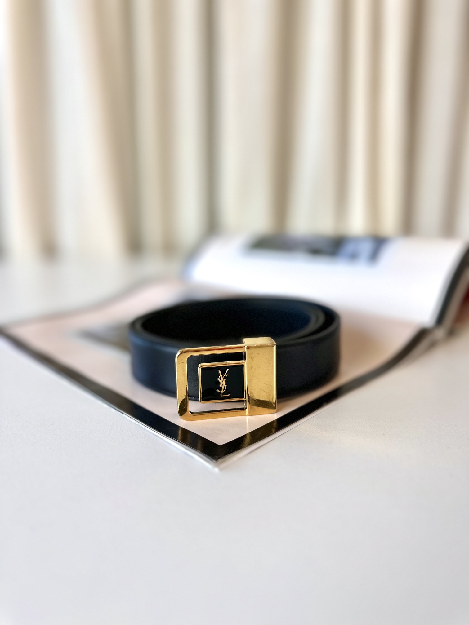 Saint Laurent LA 66 buckle belt