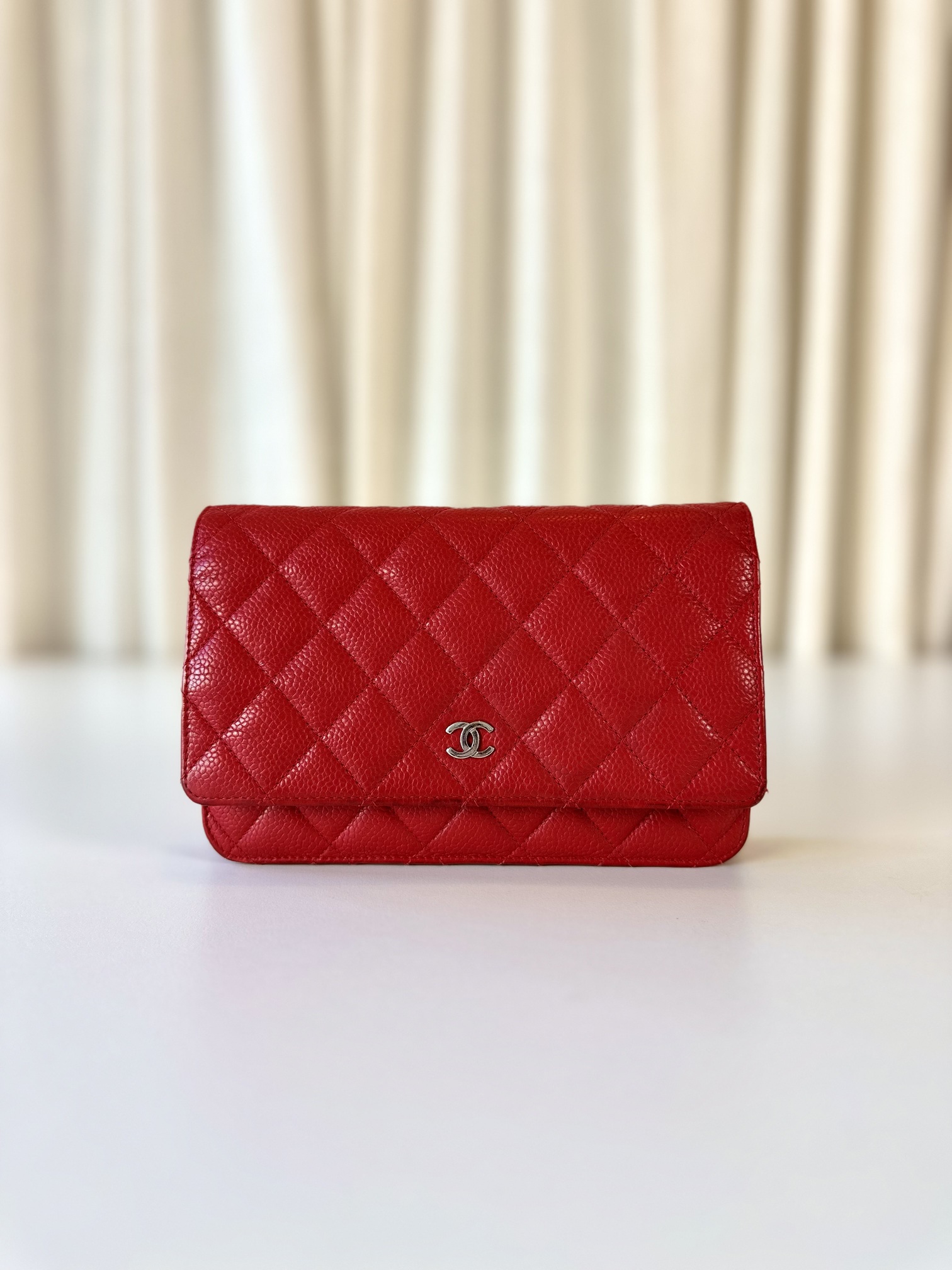 Chanel wallet on chain red