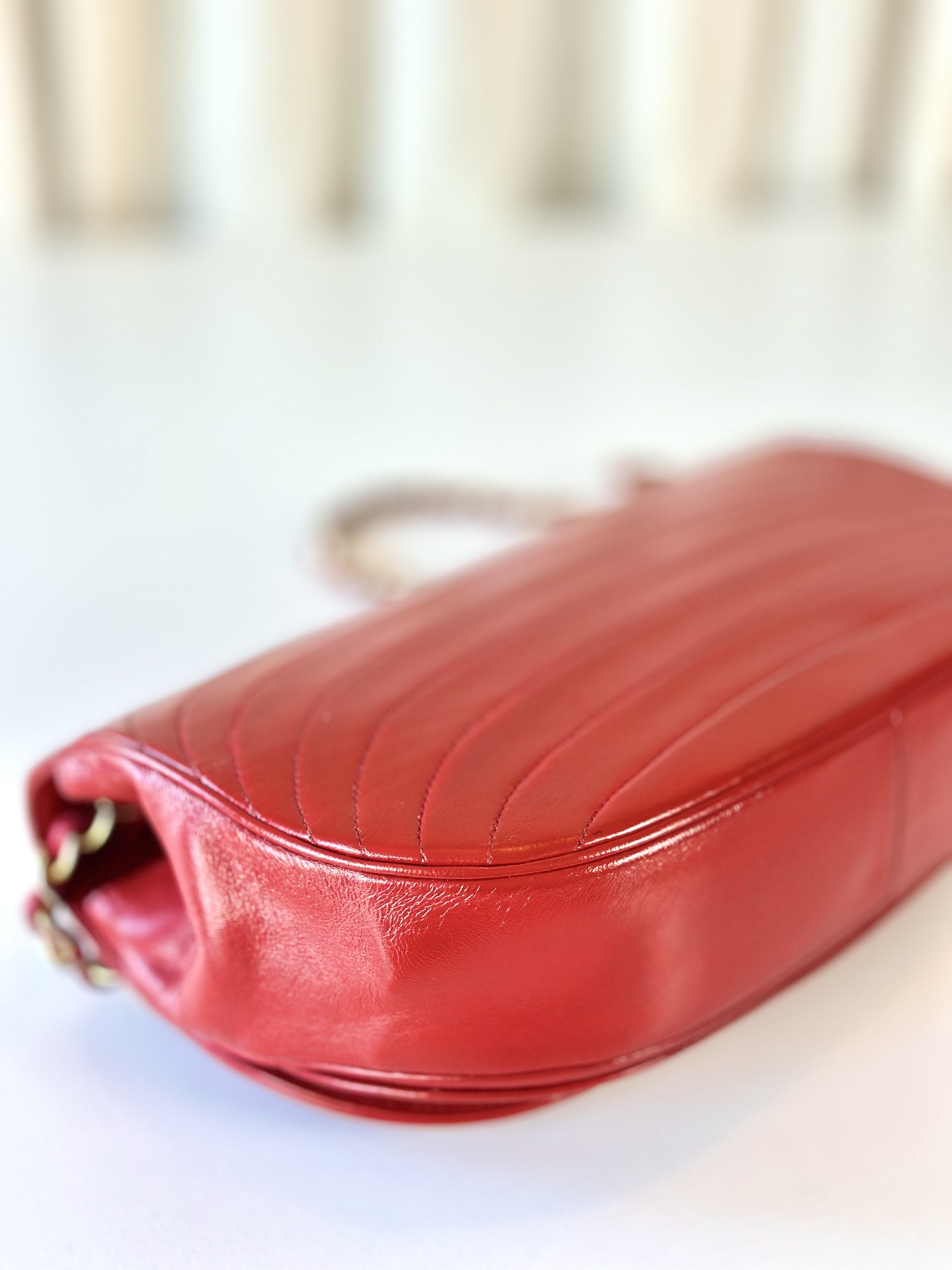 Chanel red vintage single flap bag - Image 11